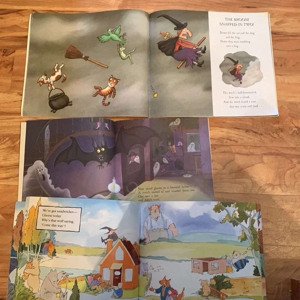 Lot of 3 picture books for children kids Halloween witch ghost witches theme EUC